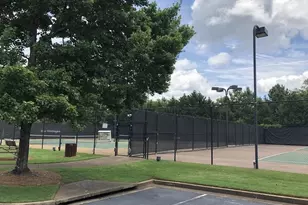 1351 Pinebreeze Ct, Marietta, GA 30062 - Photo 31