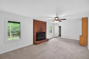 1370 Driftwood Ct, Roswell, GA 30075 - Photo 23