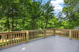 1370 Driftwood Ct, Roswell, GA 30075 - Photo 31