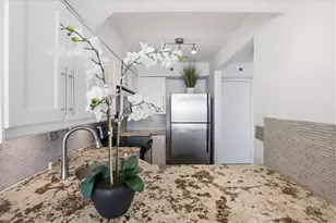 2870 Pharr Ct South NW, Atlanta, GA 30305 - Photo 13