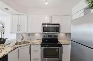 2870 Pharr Ct South NW, Atlanta, GA 30305 - Photo 9