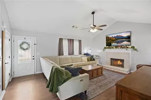 486 Monticello Ct, Winder, GA 30680 - Photo 3