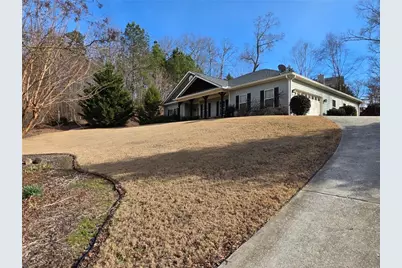 9530 Lee Circle, Gainesville, GA 30506 - Photo 3