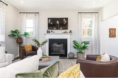 4325 Buttonwood Lane, Lilburn, GA 30047 - Photo 17