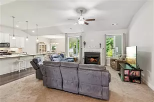 221 Charlotte Dr, Hoschton, GA 30548 - Photo 5