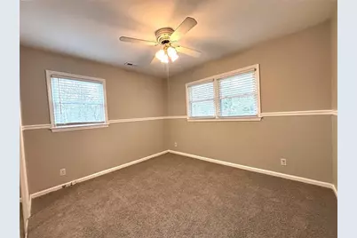 558 Dorsey Circle SW, Lilburn, GA 30047 - Photo 19