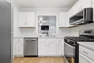 306 Autumn Leaf Way, Norcross, GA 30093 - Photo 15