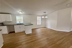 56 Tallahatchee Dr, Carrollton, GA 30116 - Photo 5