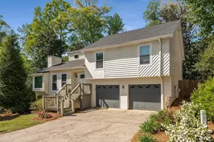 1109 Capital Club Cir NE, Brookhaven, GA 30319 - Photo 3