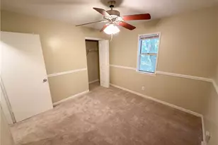 105 Vineyard Pond Dr NW, Norcross, GA 30071 - Photo 11