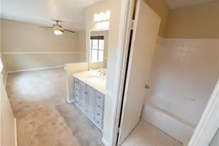 105 Vineyard Pond Dr NW, Norcross, GA 30071 - Photo 19