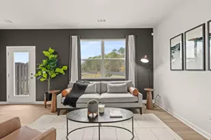 5988 Skylar Dr, South Fulton, GA 30331 - Photo 9