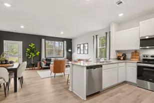 5986 Skylar Dr, South Fulton, GA 30331 - Photo 3