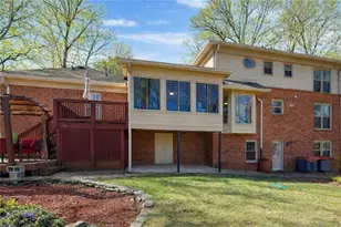 5027 Castlewood Dr SW, Lilburn, GA 30047 - Photo 17