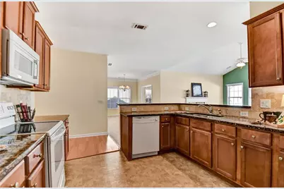 816 Ideal Place, Winder, GA 30680 - Photo 15