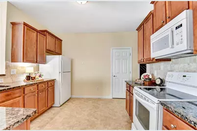 816 Ideal Place, Winder, GA 30680 - Photo 13