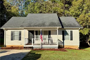 208 Maple Street S, Dawsonville, GA 30534 - Photo 1