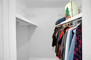 725 Dalrymple Rd, Atlanta, GA 30328 - Photo 11