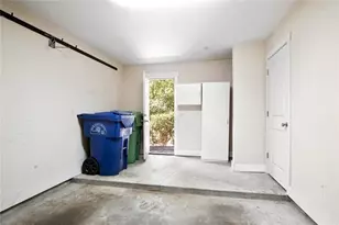 220 Semel Cir NW, Atlanta, GA 30309 - Photo 27