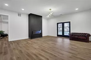 1200 Moores Mill Rd, Atlanta, GA 30327 - Photo 13