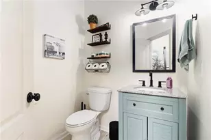 1611 Hillside Bend Crossing, Lawrenceville, GA 30043 - Photo 17