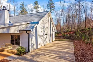 665 N Holcomb Dr, Martin, GA 30557 - Photo 7