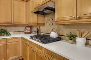 343 Alderwood Ln, Sandy Springs, GA 30328 - Photo 7