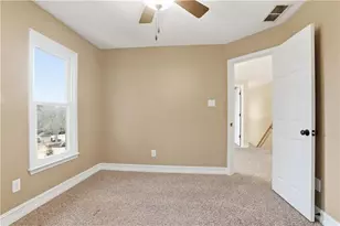 1307 Amberwood Dr, Woodstock, GA 30189 - Photo 19