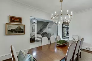 923 Little Darby Ln, Suwanee, GA 30024 - Photo 9