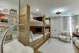 923 Little Darby Ln, Suwanee, GA 30024 - Photo 91