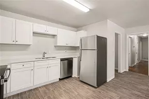 3932 Jane Marie Ln, Decatur, GA 30035 - Photo 9