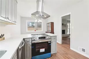 152 Club Cir, Stockbridge, GA 30281 - Photo 13