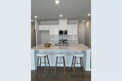 7304 Mulberry Trace Lane Lane, Flowery Branch, GA 30542 - Photo 3