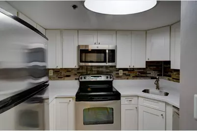 2870 Pharr Court South NW #2903, Atlanta, GA 30305 - Photo 13