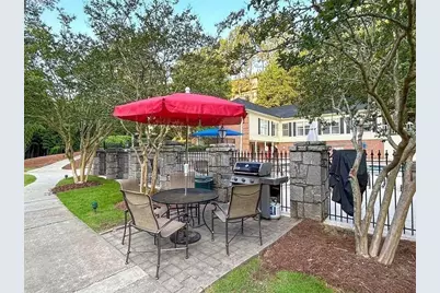 28207 Plantation Drive NE, Atlanta, GA 30324 - Photo 31