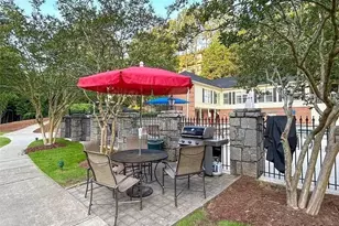 28207 Plantation Dr NE, Atlanta, GA 30324 - Photo 31