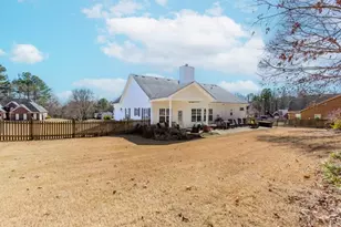 4338 Watley Pl, Hoschton, GA 30548 - Photo 9