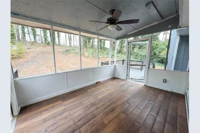 124 Creekview Drive, Woodstock, GA 30188 - Photo 11