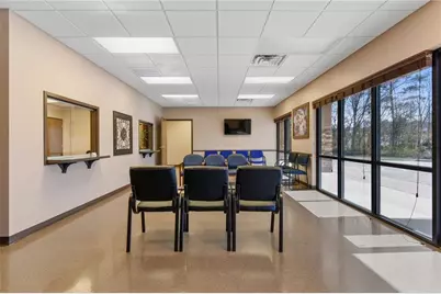 142 Hampton Court, Commerce, GA 30529 - Photo 9