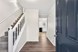 3338 Devaughn Dr, Marietta, GA 30066 - Photo 3