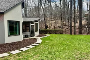 12960 Bucksport Dr, Roswell, GA 30075 - Photo 47