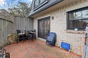 9 Vista Square NW, Atlanta, GA 30327 - Photo 19