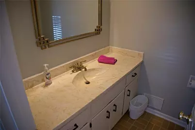 425 Hackberry Lane, Roswell, GA 30076 - Photo 11