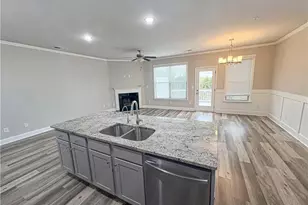 339 Cherryhill Ln, Woodstock, GA 30188 - Photo 5