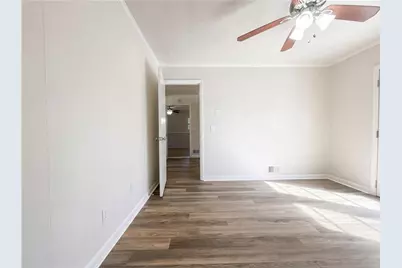 1325 Hidden Circle Drive, Sugar Hill, GA 30518 - Photo 15