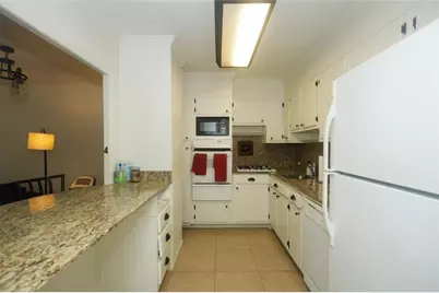 2965 Pharr Court South NW #312, Atlanta, GA 30305 - Photo 11