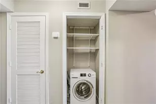 2870 Pharr Ct South NW, Atlanta, GA 30305 - Photo 15