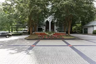 2870 Pharr Ct South NW, Atlanta, GA 30305 - Photo 17