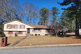 3775 Benchmark Dr, Atlanta, GA 30349 - Photo 1