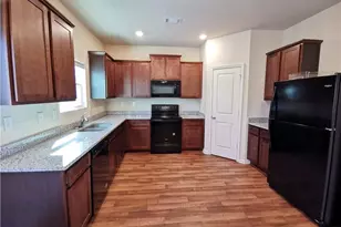 11 Darling Ln, Pendergrass, GA 30567 - Photo 9